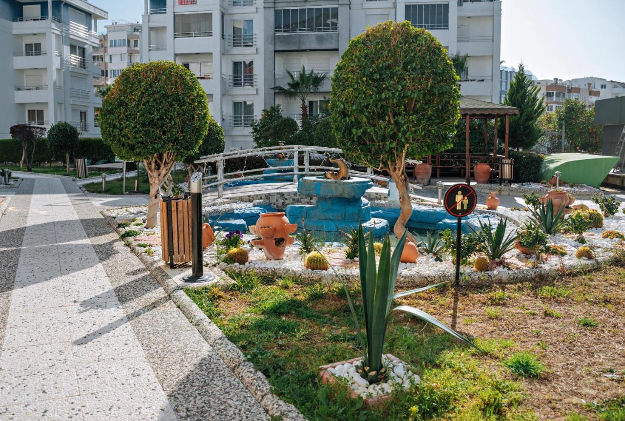Onkel Rada Apart Hotel Antalya Bagian luar foto
